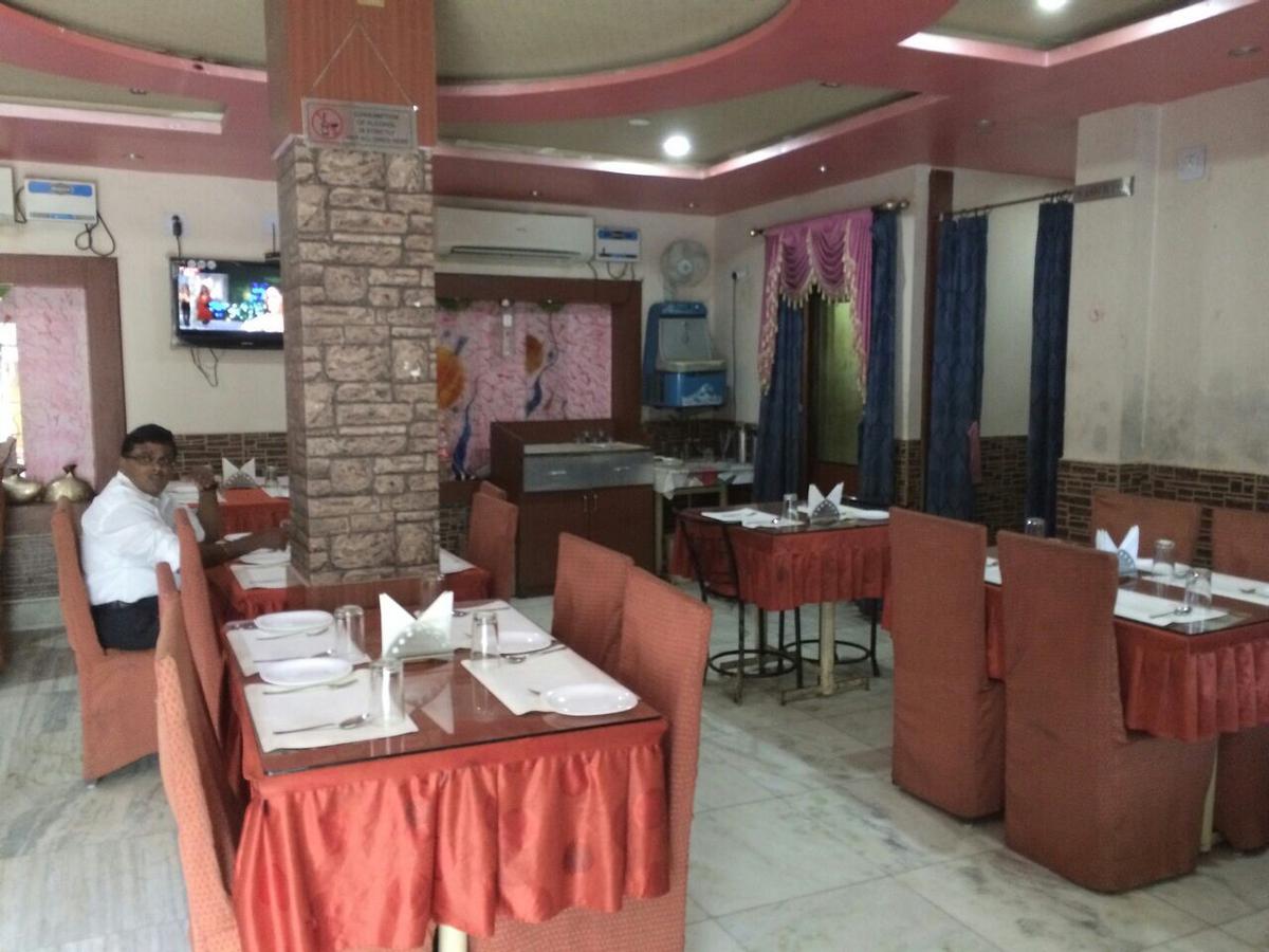 Maitree Residency Hotel Bhubaneswar Restaurant