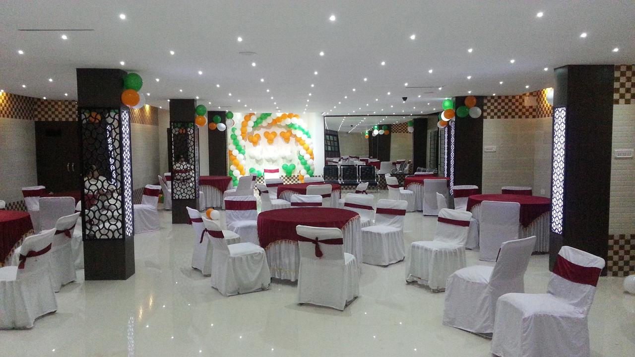 Rajdhani Hotel Bhubaneswar Restaurant