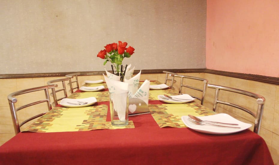 Arya Mahal Hotel Bhubaneswar Restaurant